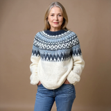 Saskia | Ecru Trui met Marineblauwe Accenten
