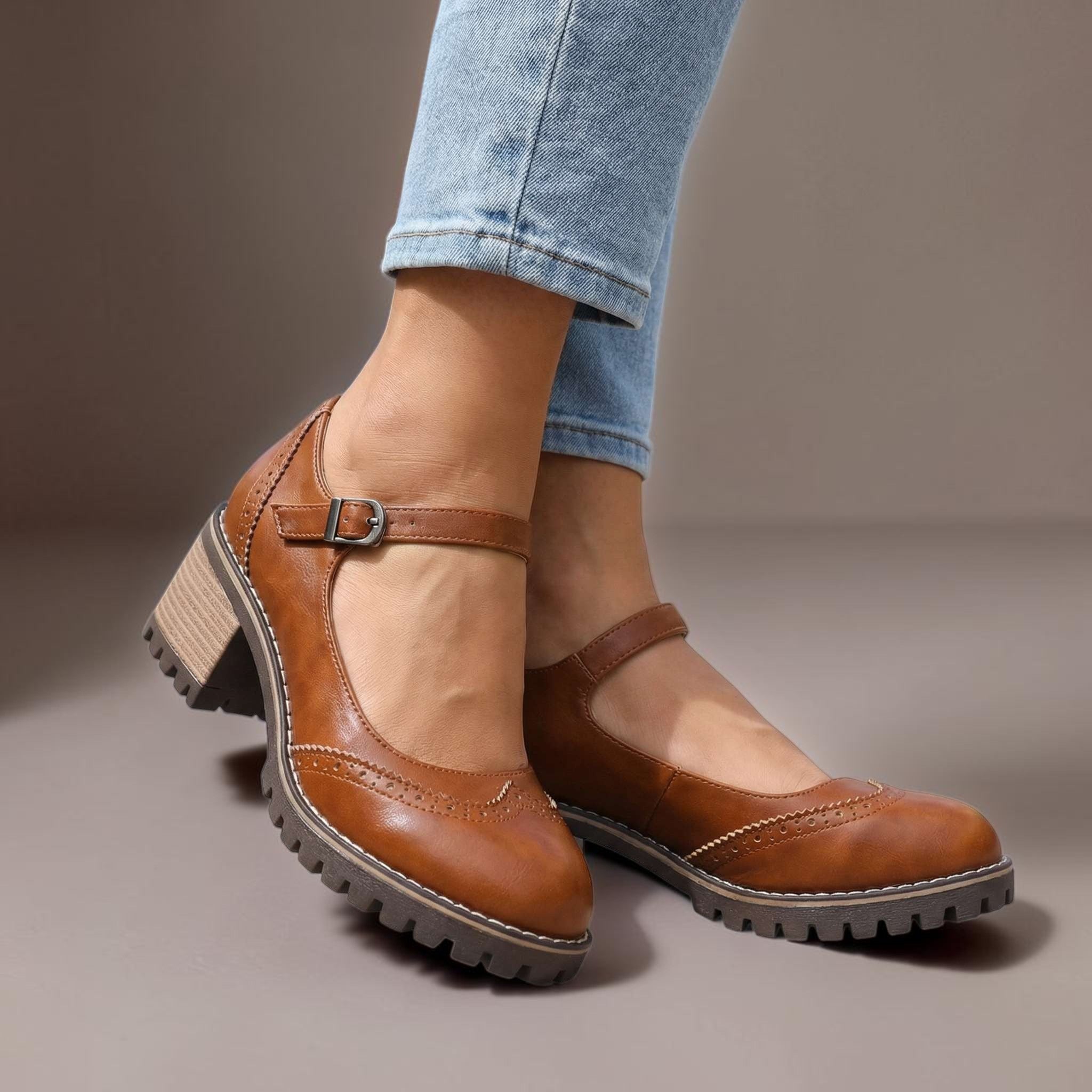 Sophie Haarlem | Femke Brogue Pumps