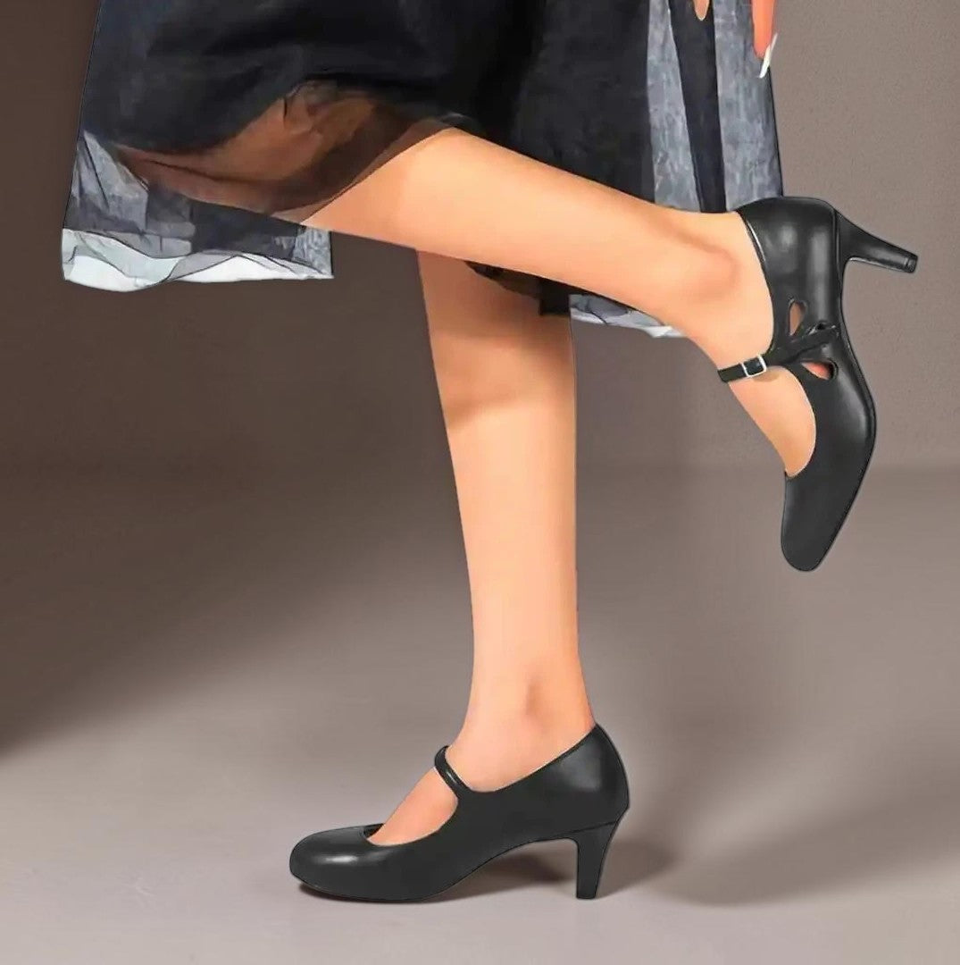Sophie Haarlem | Esmee Zwarte Bandpumps
